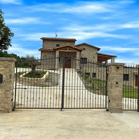 Podere Vista Villa Castel del Piano (Tuscany)